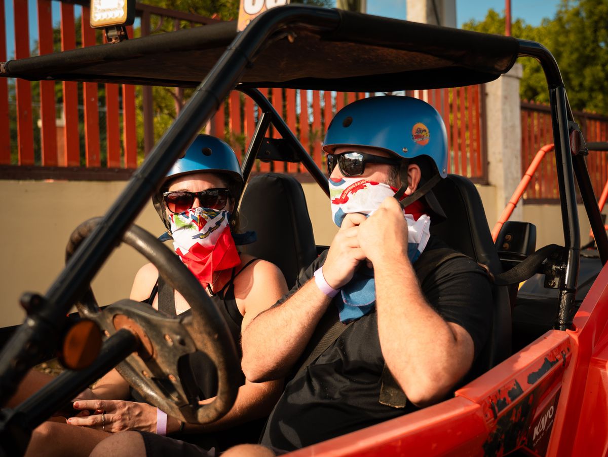 Adventure Buggies — 2 personas